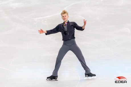 Ice Gallery Skates U.S.